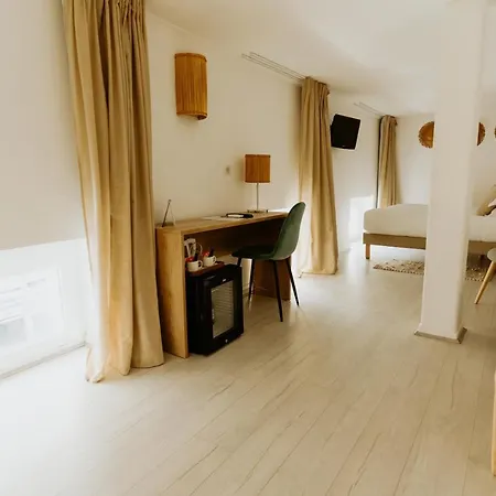 Palm Boutique Hotel