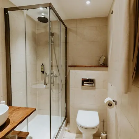 Palm Boutique Hotel 3*